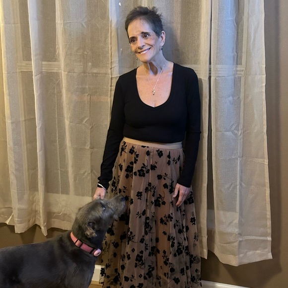 Meet your Posher, Caren - Picture 3 of 3